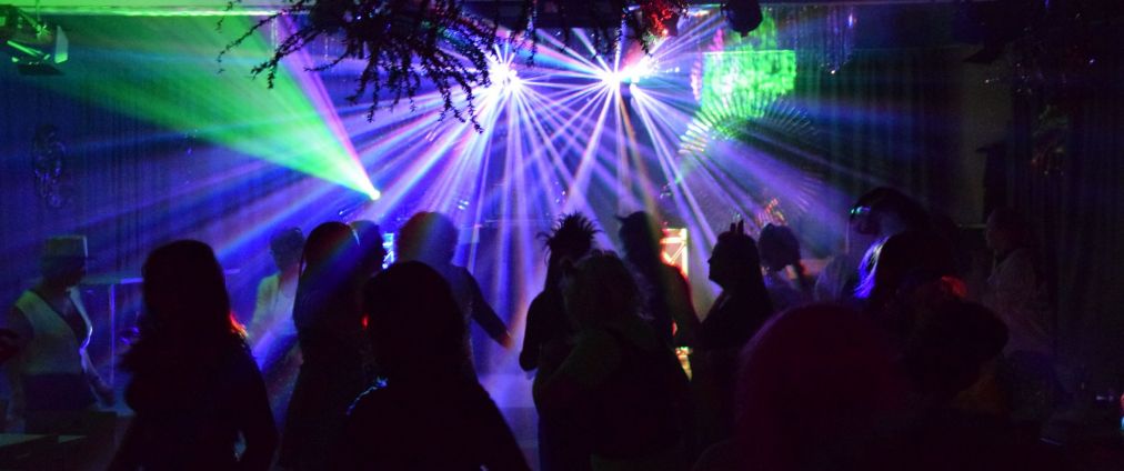 Party mit Party- und Vereinsfeier-DJ Markus Schuh